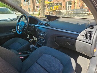 Renault Laguna 2.0i benzín - 6