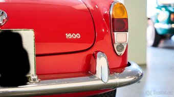 Alfa Romeo Giulia Spider 1600 - 6