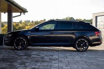 Škoda Superb Combi 2.0 TDI Sportline 4x4 DSG /AJ NA SPLÁTKY/ - 6