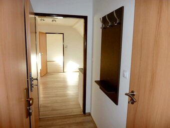 Prodej RD se 3 bytovými jednotkami, Božkovské náměstí, Plzeň - 6