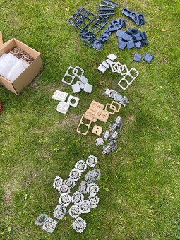 Rámečky, zasuvky, vypínače - 6