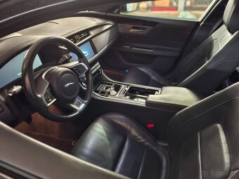 Jaguar XF Sportbrake R-Sport AWD rv.2018,  TOP výbava - 6