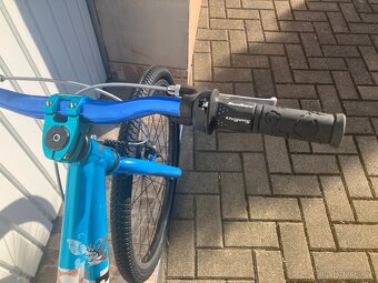 DÍVČÍ KOLO SCOTT 24 - 6