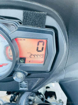 Suzuki GSX 650 F r.v. 2011 - 6