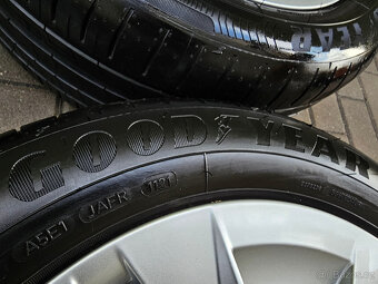 ALU letní kola Rotare orig Škoda 5x112 Octavia IV R17 5E3 - 6