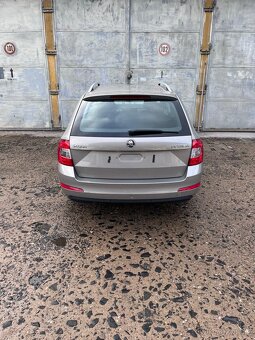 Škoda Octavia 1.6 TDI - 6