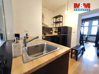 Pronájem bytu 1+1, 31 m², Praha, ul. Šafaříkova - 6