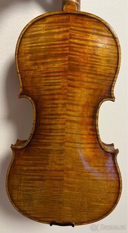 Housle 4/4 - 6