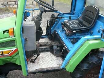 malotraktor Iseki 3015 AHL 4x4 - 6