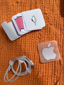 Apple IPhone 11 64GB a sluchátka Air Pods Pro 2nd generace - 6