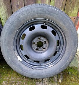4x letní 195/65R15, rozteč 5x112 - 6