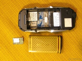 Nový nepoužívaný mobil s velkou baterii, 2 SIM - 6