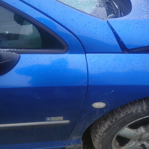 Peugeot 407 - 6