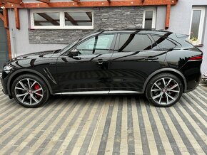 Jaguar F-pace SVR 5.0 - 6