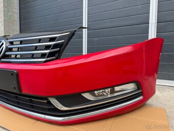 Přední nárazník VW Passat B7, kód barvy LY3D - 6