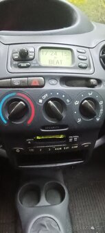 Toyota Yaris - 6