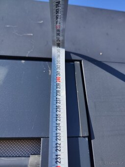 Screenová roleta na pergolu 4 m, stínění s elektromotorem - 6