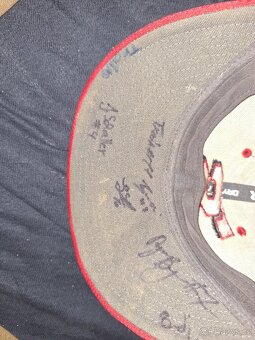 Podepsaná baseballová čepice - 6