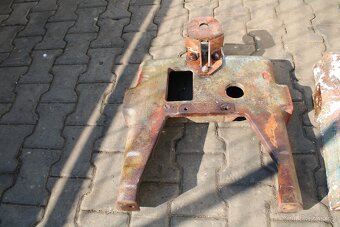 Zetor 6911 a podobné litinová vana - 6