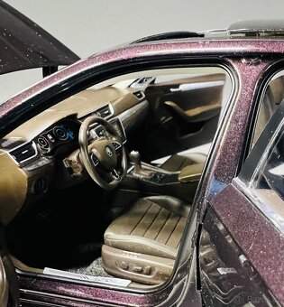 Škoda Superb 1:18 - 6