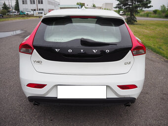 Volvo V40 2.0 D3 5ti válec, původ ČR - 6