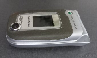 Prodám Sony-Ericsson nejspíš je to Z520i funkčni s nabíj. - 6