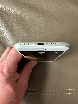 iPhone 8 64Gb Silver - 6