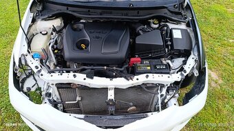 Toyota Auris 1.4 D-4D 66kw Active Touring Sport r.v.2018/5 - 6