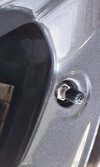 alu kola SUZUKI + zimní pneumatiky - 6