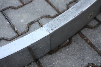 Tatra 603-1 nebo Šilhavka - přední nárazník bez členů - 6