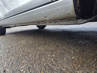 Škoda Fabia II 1.2HTP Nová STK ,TAŽNÉ , BEZ KOROZE - 6