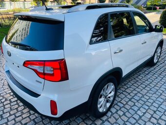 Kia Sorento 2.2CRDi 145KW 4x4 AUTOMAT VÝHŘEV KAMERA TAŽNÉ - 6