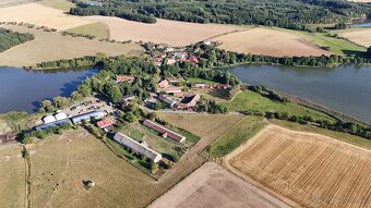 Rozsáhlý zemědělský areál - 6