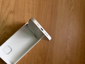 Apple iPhone 14 128 GB bílý - 6