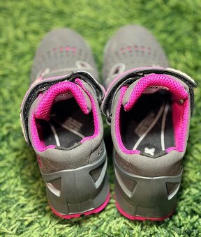 Pracovní boty Uvex - 6