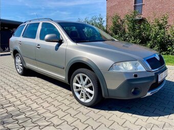 Škoda Octavia Scout - 6