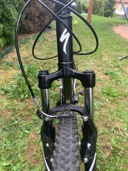 Horské kolo Specialized Hardrock – rám S, kola 26" - 6