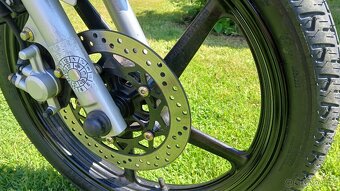 Yamaha YBR 125 - 6