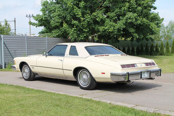 1974 Buick Riviera 455 V8 - vynikající originální stav - 6