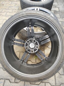 BMW E60 E61 - 6