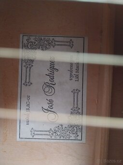 Hudební nástroj _ kytara - 6