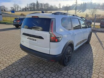 Dacia Jogger, Expression TCe 110 FACELIFT 1 - 6