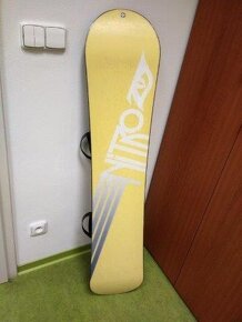 Snowboardové prkno NITRO 137cm s vázáním Gravity - 6