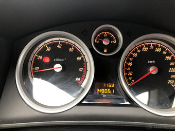 Opel Astra H GTC kupé 1,6T132kw TK DO 17.8.2025 - 6