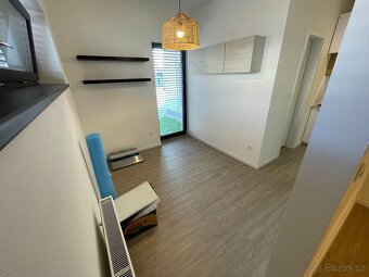 Pronájem bytu 1KK (25,5m2) - Smetanova, Zlín - 6