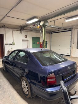 Prodám Škoda Octavia 1 1.6 na díly - 6