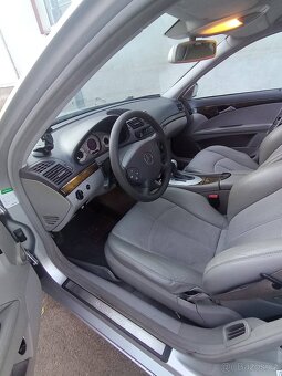 Mercedes w211 E320 2005rok - 6
