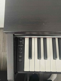 Digitální piano Yamaha YDP 142 R - 6