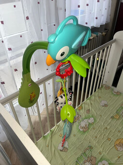 Dětská postýlka se spouštěcí bočnicí. - 6