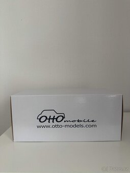 SKODA OCTAVIA zberatelsky model v mierke 1:18. - 6